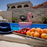 아파트 Branka Near Dubrovnik With Pool And Wine Cellar