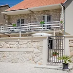 Branka Near Dubrovnik With Pool And Wine Cellar * Ivanica