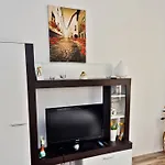 Branka Near Dubrovnik With Pool And Wine Cellar *