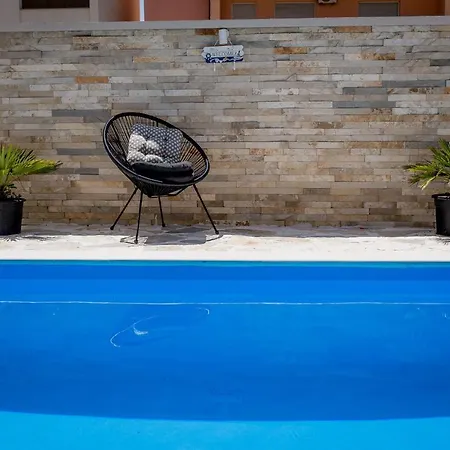 Branka Near Dubrovnik With Pool And Wine Cellar Apartment Ivanica