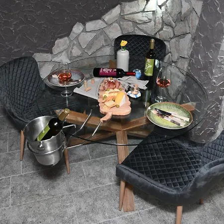 아파트 Branka Near Dubrovnik With Pool And Wine Cellar