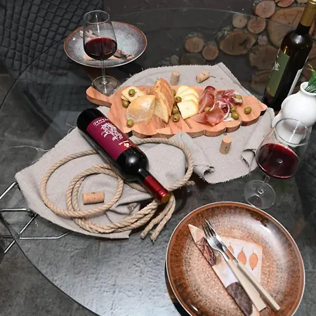 Branka Near Dubrovnik With Pool And Wine Cellar Ivanica