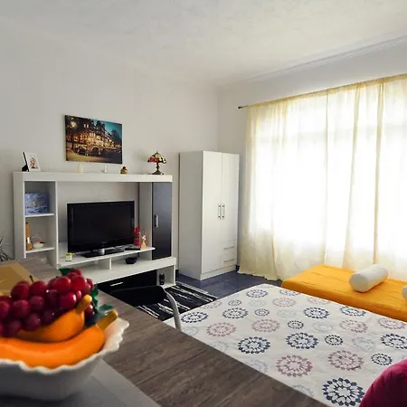 Branka Near Dubrovnik With Pool And Wine Cellar Ivanica