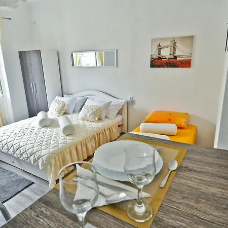 Branka Near Dubrovnik With Pool And Wine Cellar شقة *