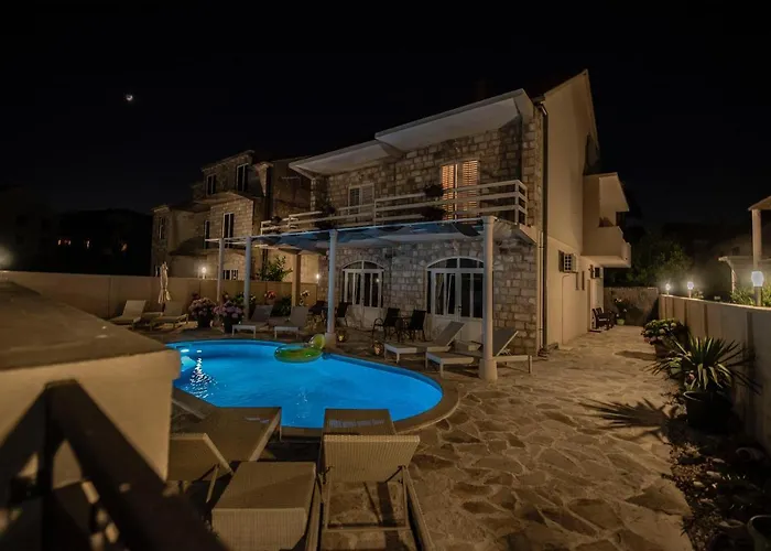 Branka Near Dubrovnik With Pool And Wine Cellar Appartement