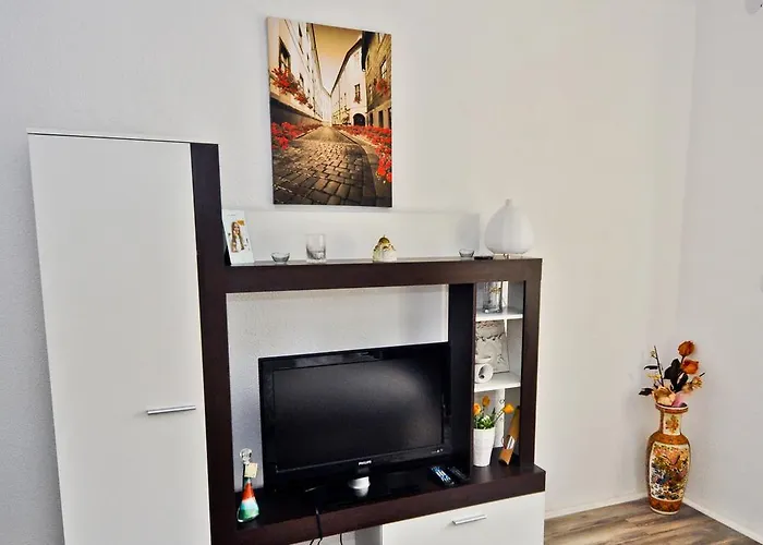 Branka Near Dubrovnik With Pool And Wine Cellar *