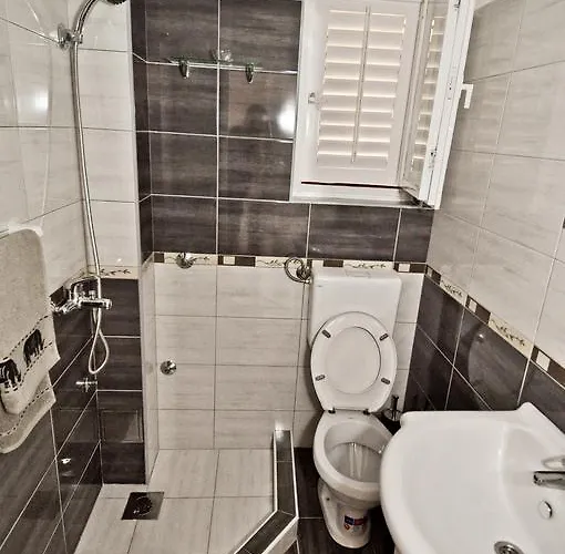 Branka Near Dubrovnik With Pool And Wine Cellar Appartement