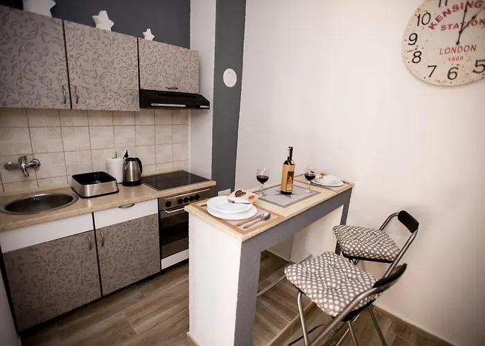 Branka Near Dubrovnik With Pool And Wine Cellar Ivanica